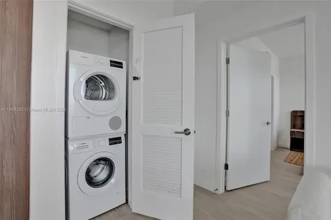 580 72nd Street Miami Beach FL 33141