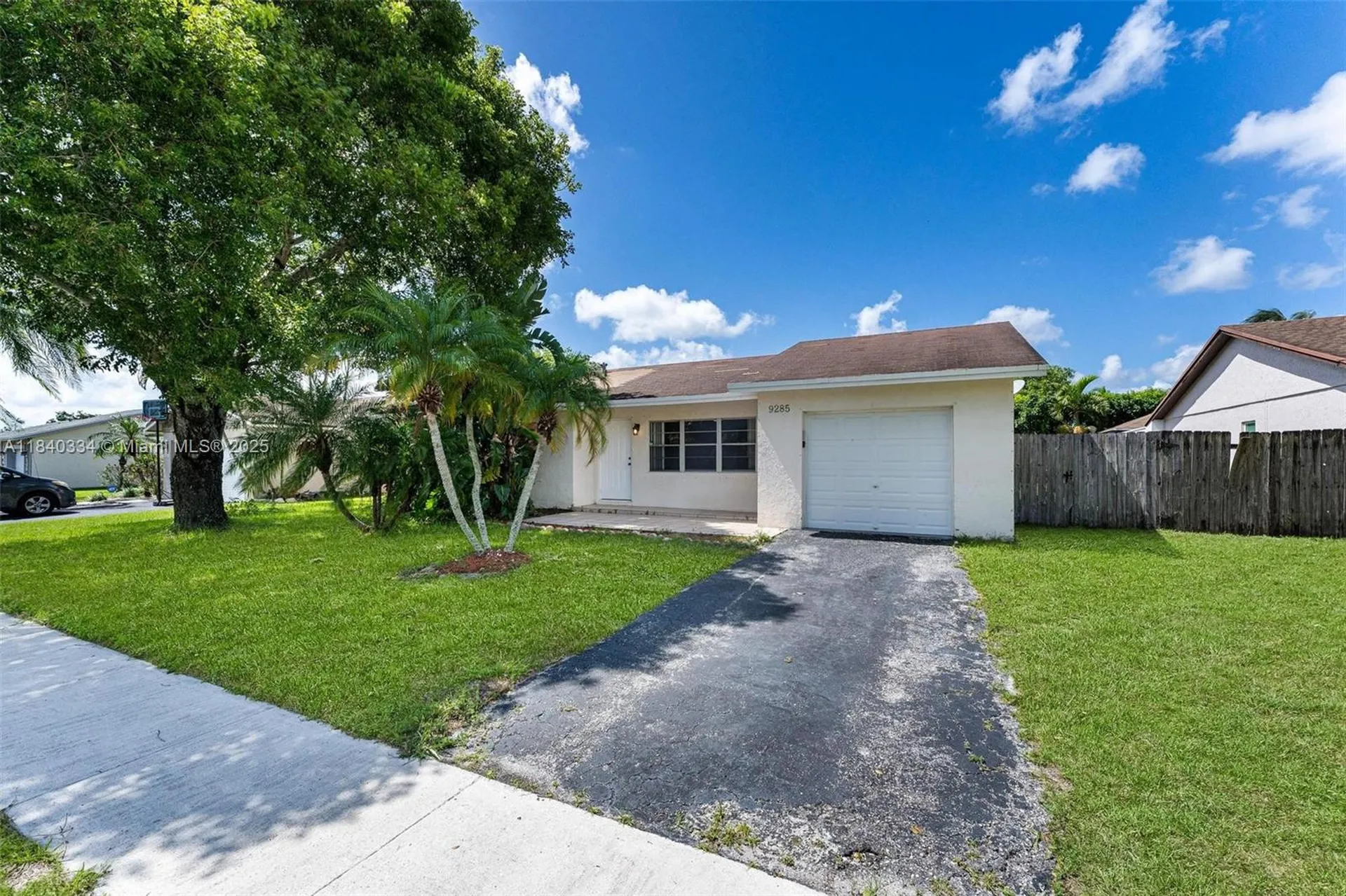 9285 Affirmed Lane Boca Raton FL 33496