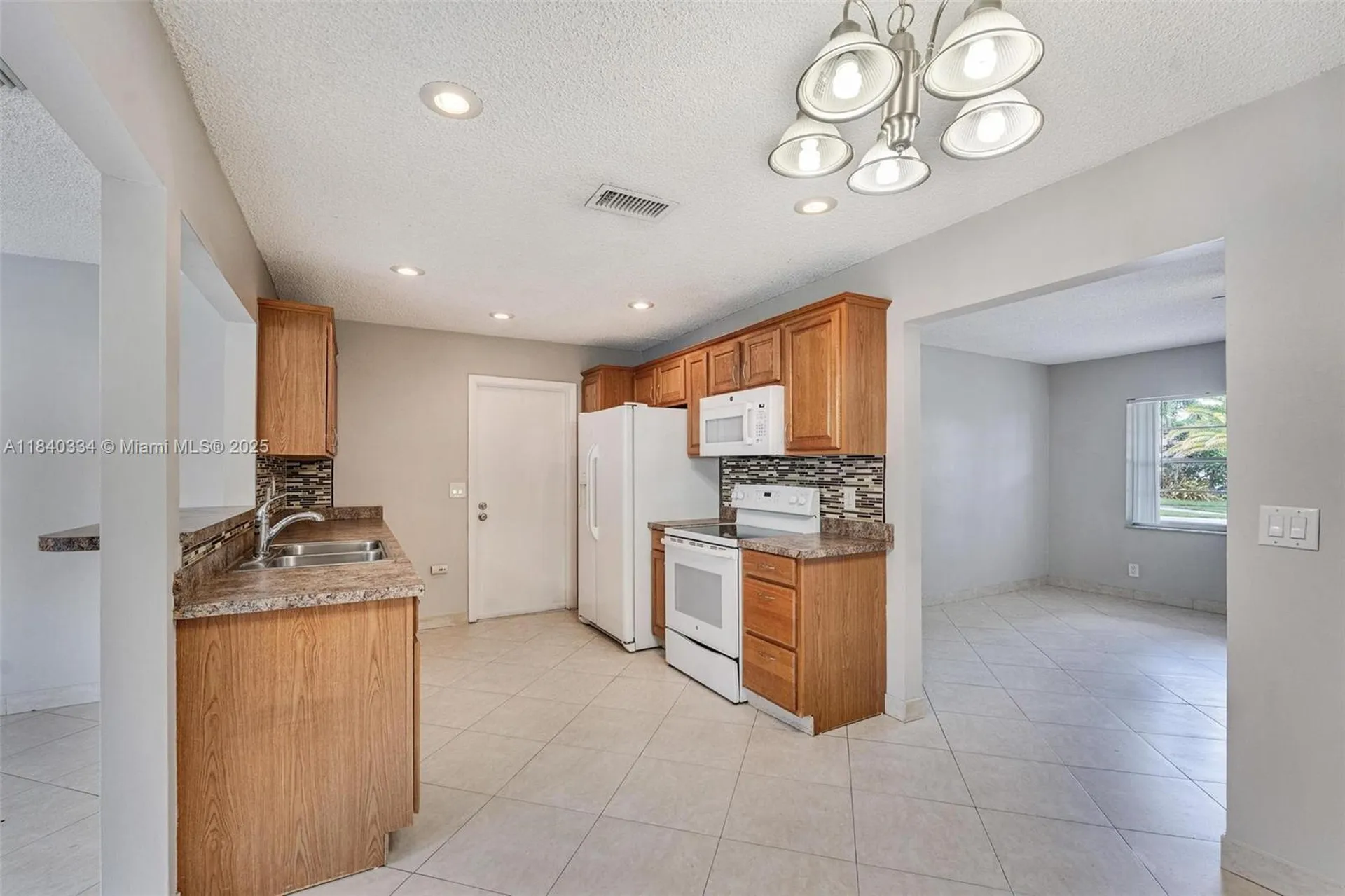 9285 Affirmed Lane Boca Raton FL 33496