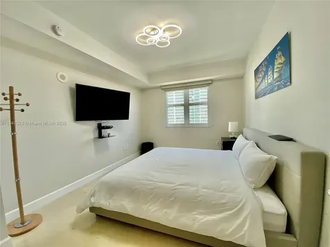 19900 E Country Club Drive Aventura FL 33180