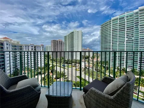 19900 E Country Club Drive Aventura FL 33180