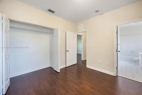 1981 SE 3rd Street Homestead FL 33033