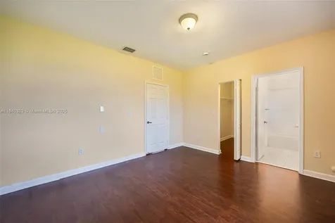 1981 SE 3rd Street Homestead FL 33033