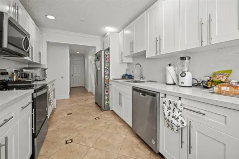 9384 NW 8th Circle Plantation FL 33324