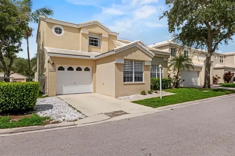 9384 NW 8th Circle Plantation FL 33324