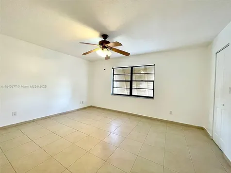 1725 SW 131st Place Circle S Miami FL 33175
