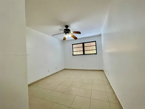 1725 SW 131st Place Circle S Miami FL 33175