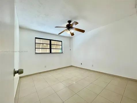 1725 SW 131st Place Circle S Miami FL 33175