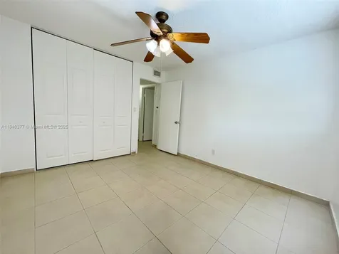 1725 SW 131st Place Circle S Miami FL 33175