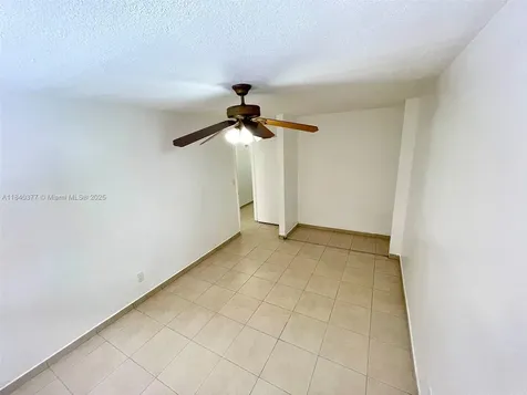 1725 SW 131st Place Circle S Miami FL 33175