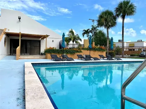 1725 SW 131st Place Circle S Miami FL 33175
