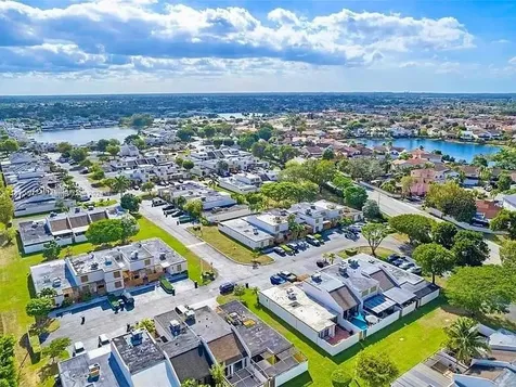 1725 SW 131st Place Circle S Miami FL 33175