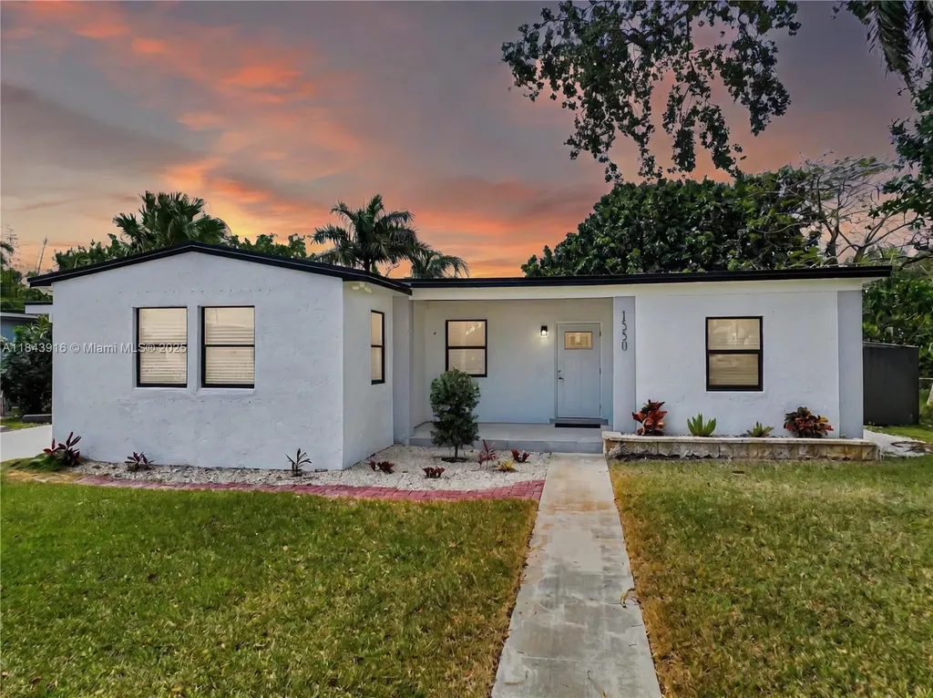 1550 NE 11th Street Homestead FL 33033