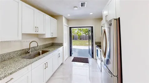 1550 NE 11th Street Homestead FL 33033