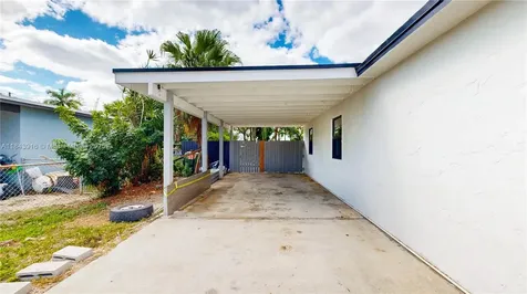 1550 NE 11th Street Homestead FL 33033
