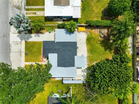 1550 NE 11th Street Homestead FL 33033