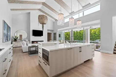 1280 S Ocean Boulevard Delray Beach FL 33483