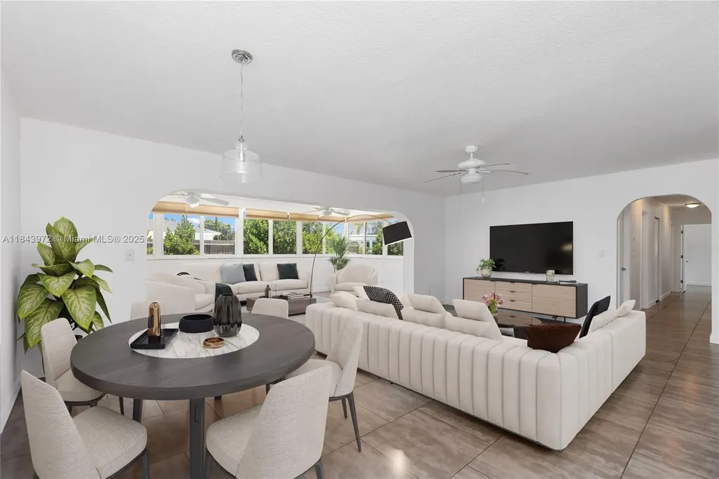 9215 SW 178th Terrace Palmetto Bay FL 33157