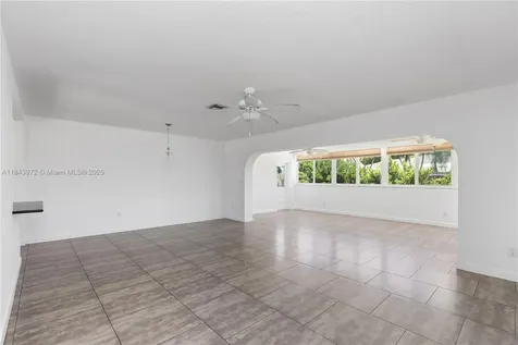 9215 SW 178th Terrace Palmetto Bay FL 33157