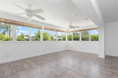 9215 SW 178th Terrace Palmetto Bay FL 33157
