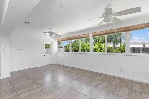 9215 SW 178th Terrace Palmetto Bay FL 33157