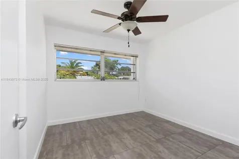 9215 SW 178th Terrace Palmetto Bay FL 33157