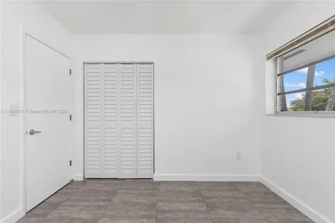 9215 SW 178th Terrace Palmetto Bay FL 33157