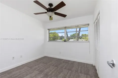 9215 SW 178th Terrace Palmetto Bay FL 33157
