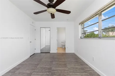 9215 SW 178th Terrace Palmetto Bay FL 33157