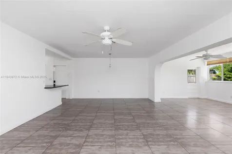 9215 SW 178th Terrace Palmetto Bay FL 33157