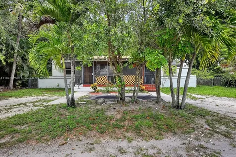 North Miami FL 33161