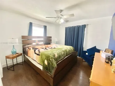 739 NW 112th Street Miami FL 33168