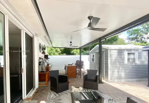 739 NW 112th Street Miami FL 33168