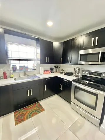 739 NW 112th Street Miami FL 33168