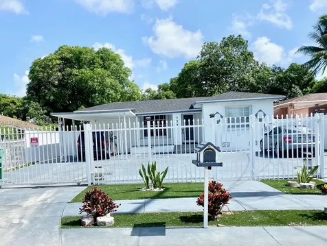 739 NW 112th Street Miami FL 33168