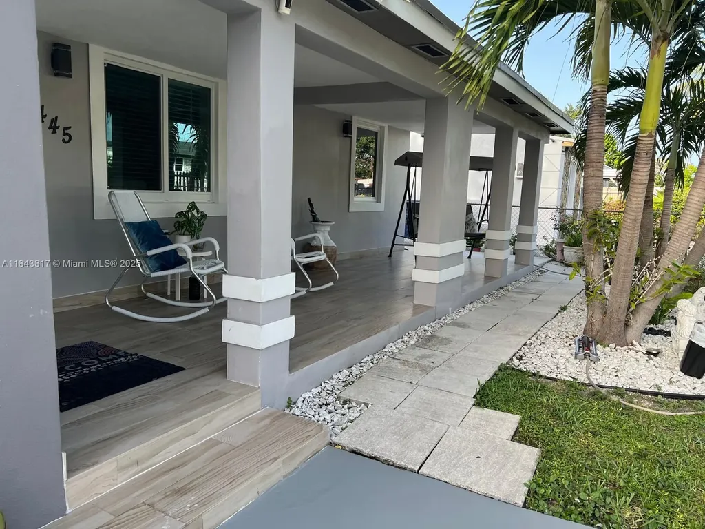 1445 NW 116th Terrace Miami FL 33167