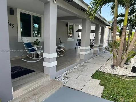 1445 NW 116th Terrace Miami FL 33167