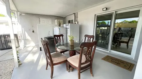 1445 NW 116th Terrace Miami FL 33167