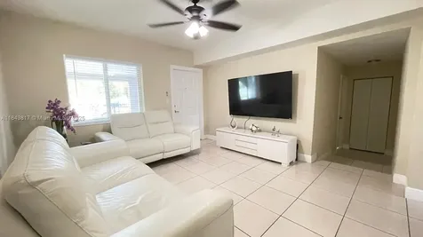 1445 NW 116th Terrace Miami FL 33167