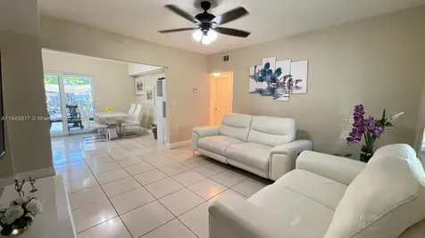 1445 NW 116th Terrace Miami FL 33167
