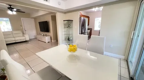 1445 NW 116th Terrace Miami FL 33167