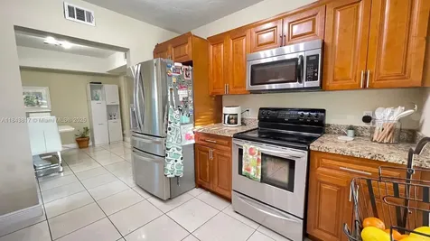 1445 NW 116th Terrace Miami FL 33167