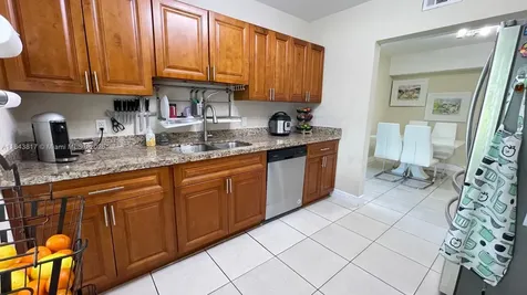1445 NW 116th Terrace Miami FL 33167