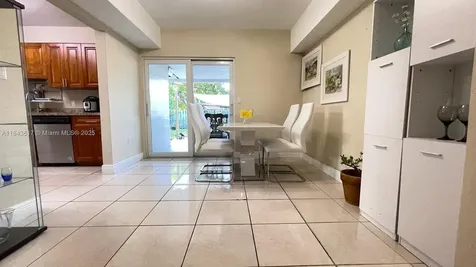 1445 NW 116th Terrace Miami FL 33167