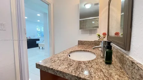 1445 NW 116th Terrace Miami FL 33167