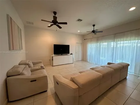 210 SW 4th Street Dania Beach FL 33004
