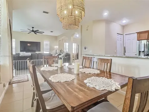 1094 Grove Park Circle Boynton Beach FL 33436