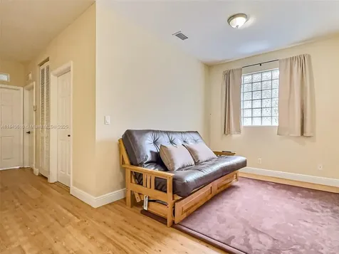 1094 Grove Park Circle Boynton Beach FL 33436