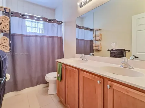 1094 Grove Park Circle Boynton Beach FL 33436