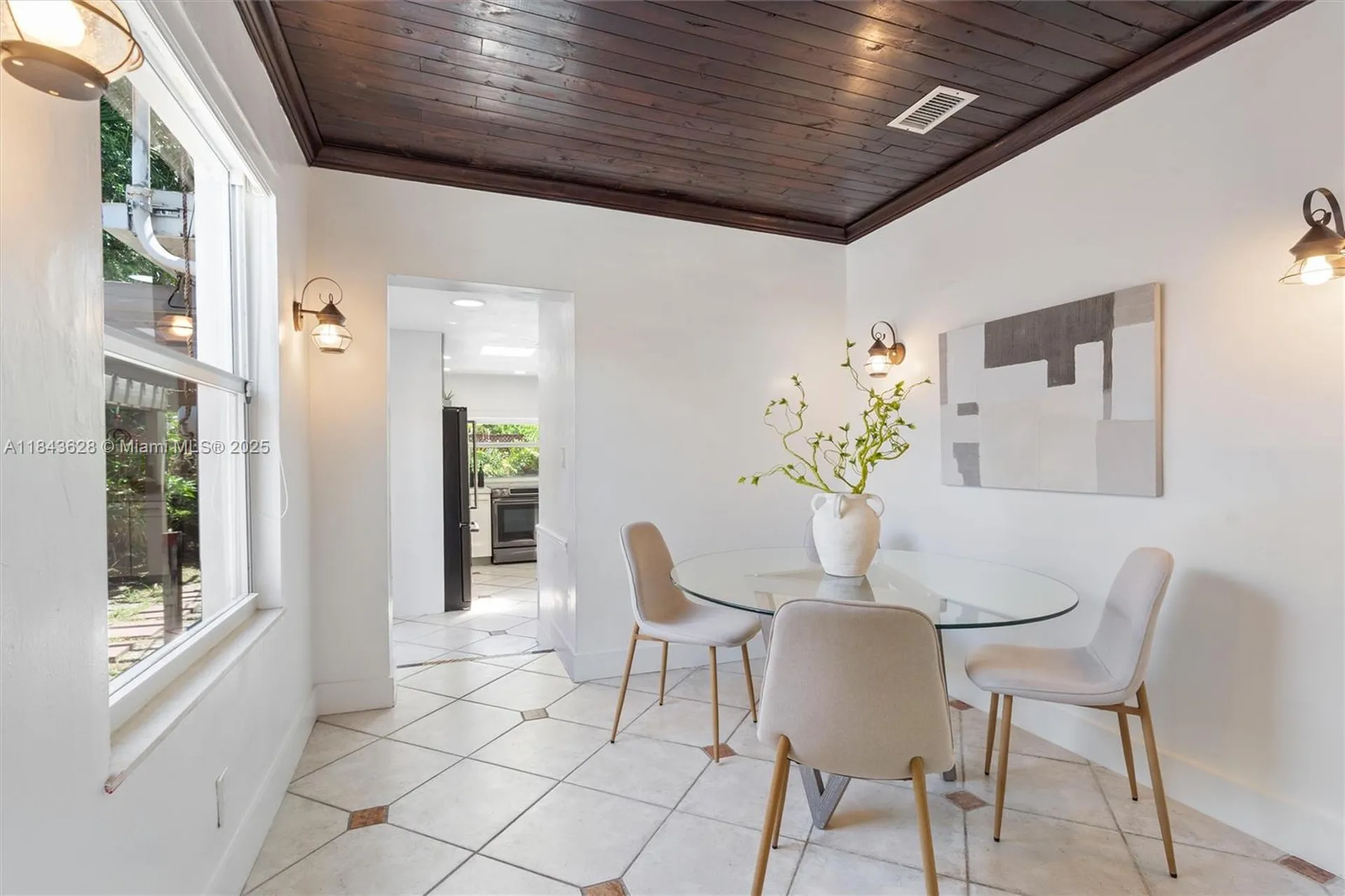 1100 NE 17th Terrace Fort Lauderdale FL 33304